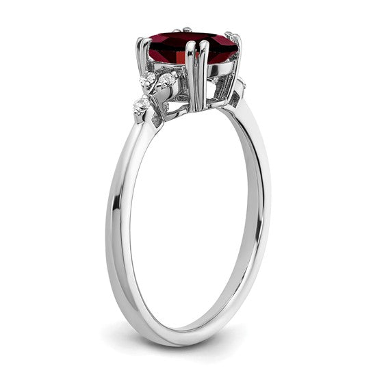 Sterling Silver 1.25 Carat Natural Garnet & Diamond Victoria Ring
