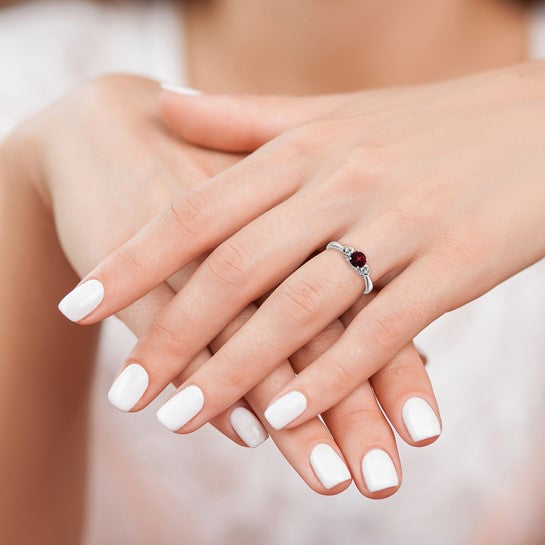 Sterling Silver Round Natural Garnet & Diamond 3 Stone Ring